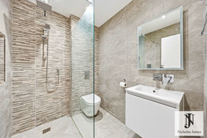 Photo 7- click for photo gallery